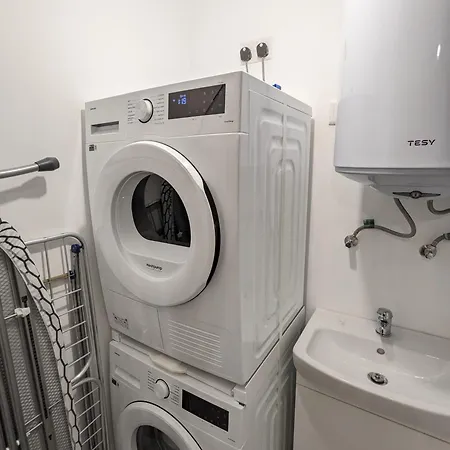 Hal Wardija Sunny Retreat 公寓 *